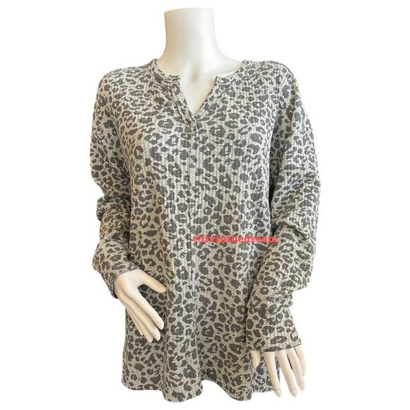 #T82 Z Supply Split Neck Thermal Top Leopard Print SZ M $69 - Picture 4 of 14